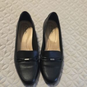 Clarks Women's Elegant Black Flats